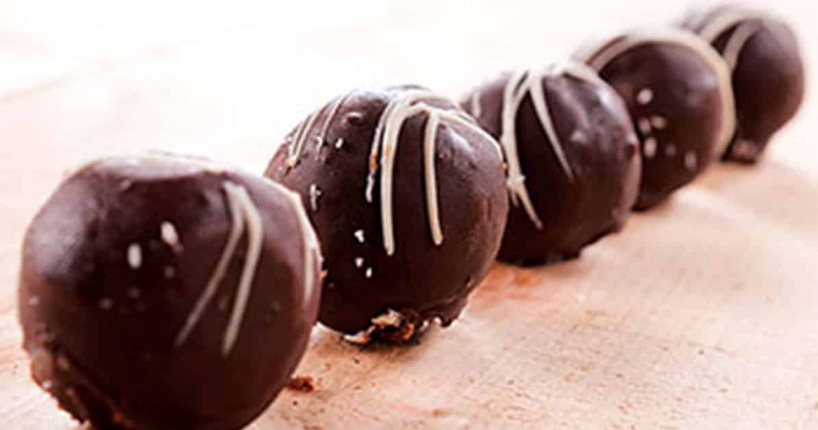 chocolate-cherry-walnut-truffle
