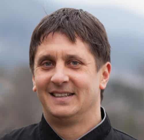 CMBM faculty and Kripalu executive chef, Jeremy Rock Smith
